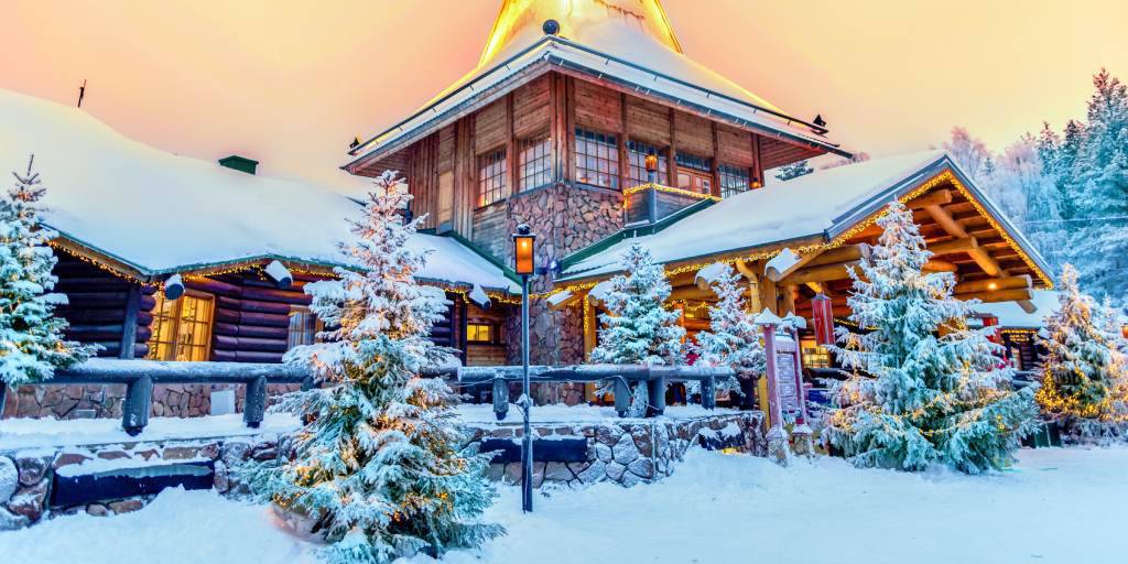 Planifica tu viaje a Laponia 5 días. Disfruta de la belleza de sus paisajes y el pueblo de Santa Claus. Vuelos y hoteles incluidos. 5