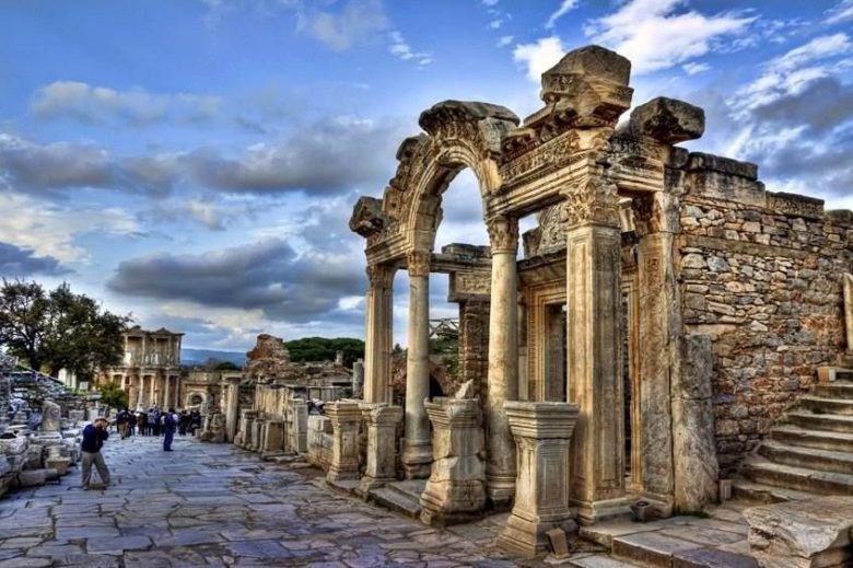 Templo De Adriano