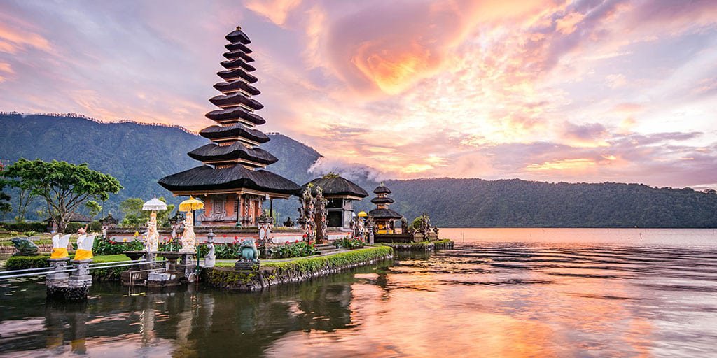 Información útil de Bali, Indonesia Komodo Flores Y Bali Lago Beratan 1