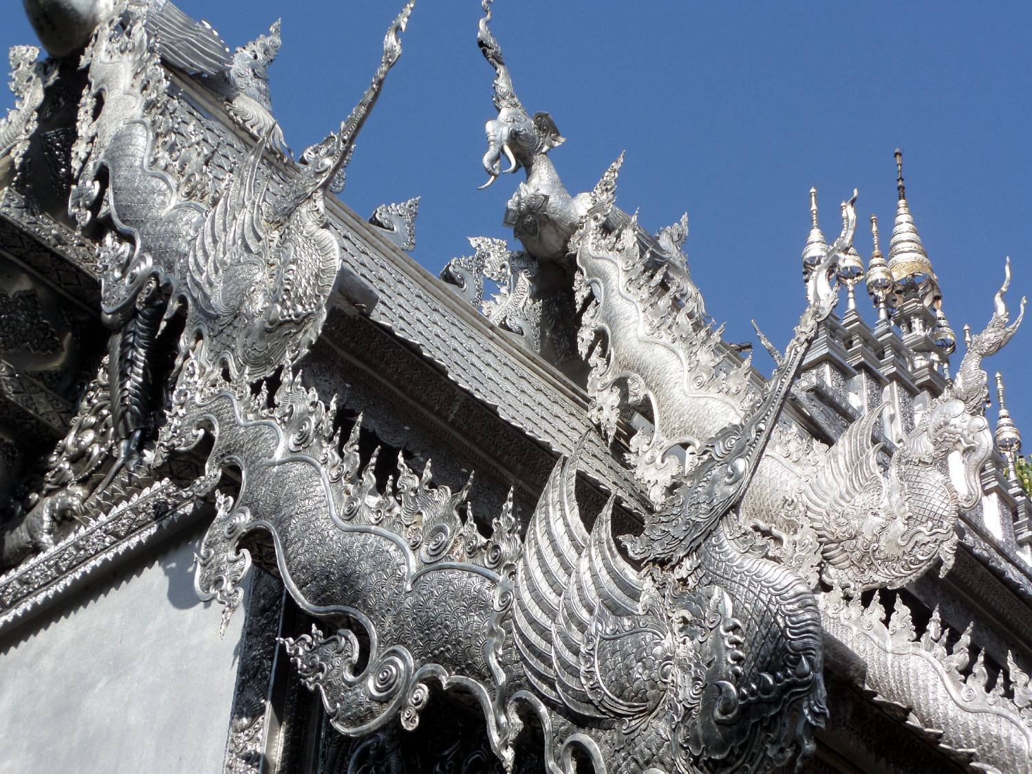 que ver en Chiang Mai - Templo plateado