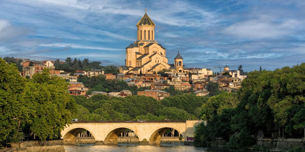 Catedral de la Santísima Trinidad de Tbilisi